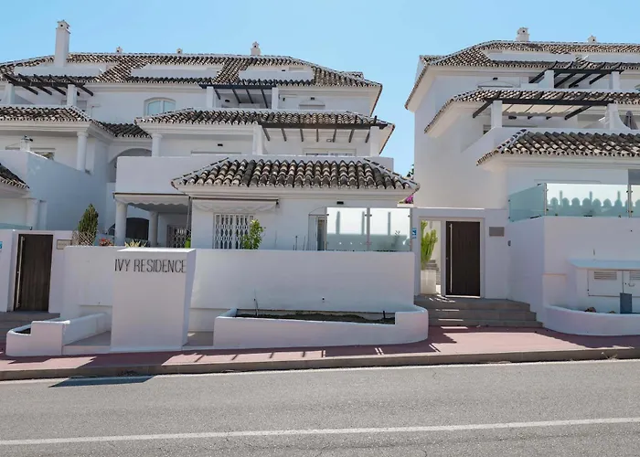 Ivy 4 Nueva Andalucia Pool * Marbella