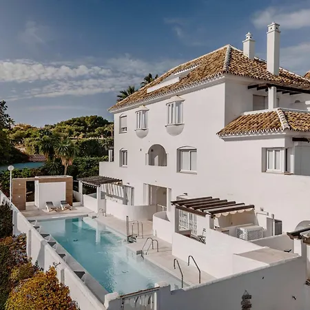 Lägenhet Ivy 4 Nueva Andalucia Pool *