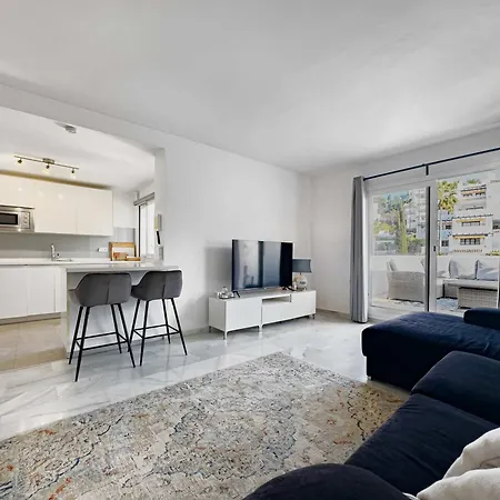 Ivy 4 Nueva Andalucia Pool ماربيا