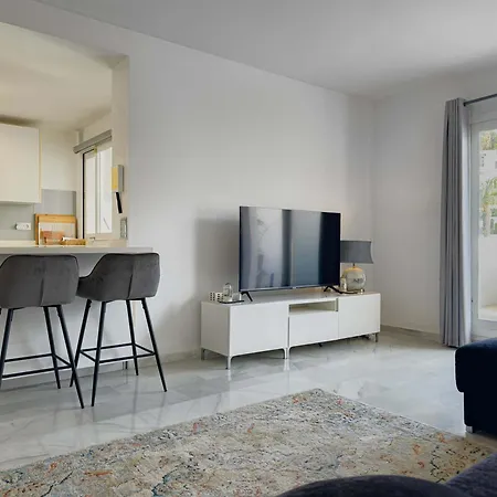 Ivy 4 Nueva Andalucia Pool *